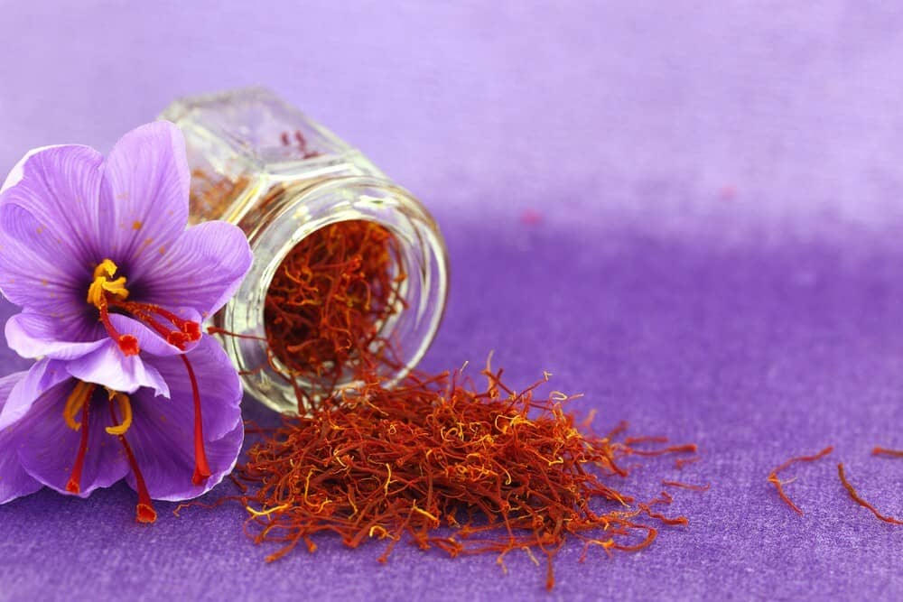 fron spice and Saffron flower